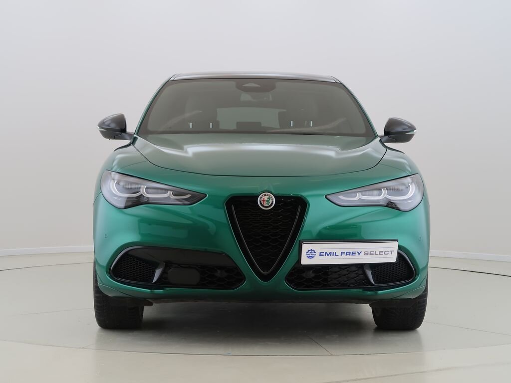 Alfa Romeo Stelvio SUV / Terénní 2,0 l 206 kw