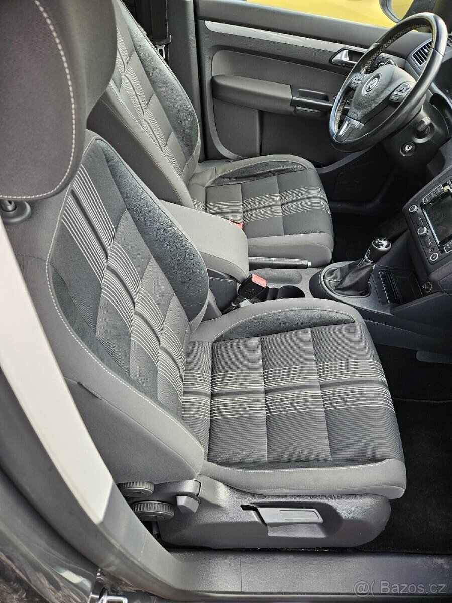 Volkswagen Touran VAN / Minibus 0,0 77 kw