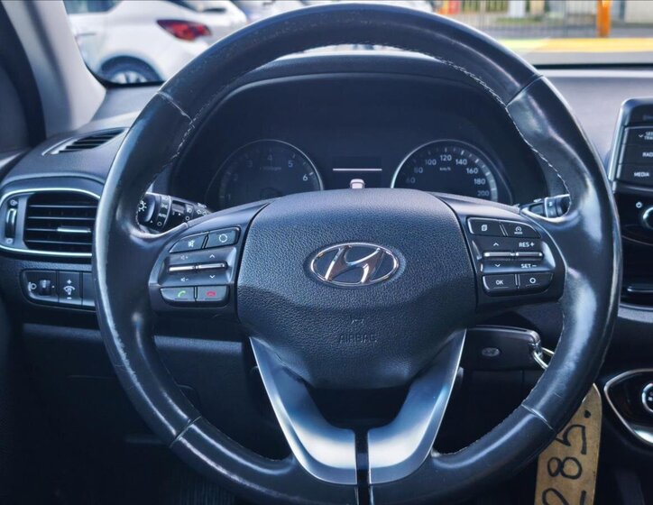 Hyundai i30 Kombi 998,0 88 kw