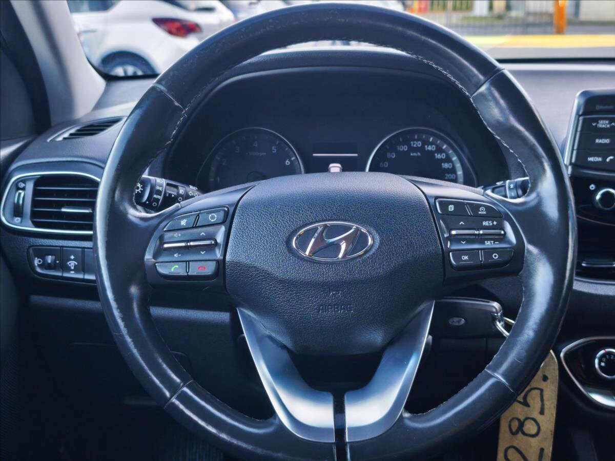 Hyundai i30 Kombi 998,0 88 kw