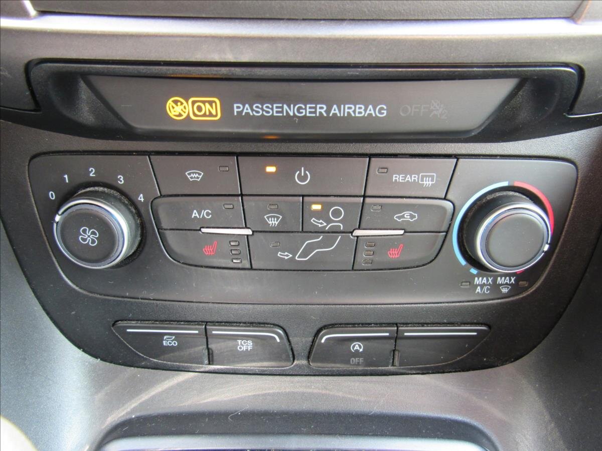 Ford Tourneo Connect Kombi 1,5 l 88 kw