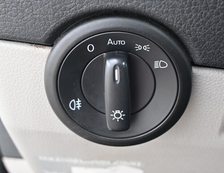 Volkswagen Transporter Valník 2,0 l 110 kw