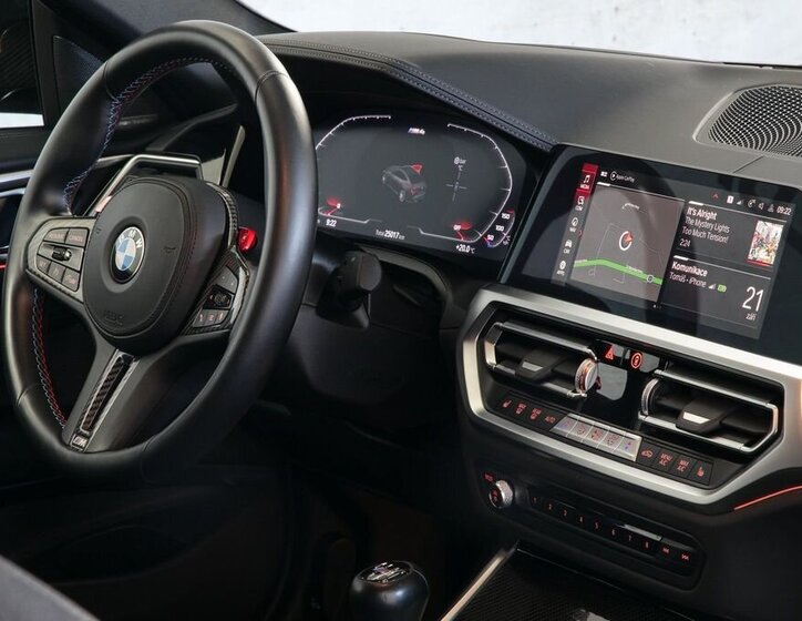 BMW M4 Kupé 3,0 l 353 kw