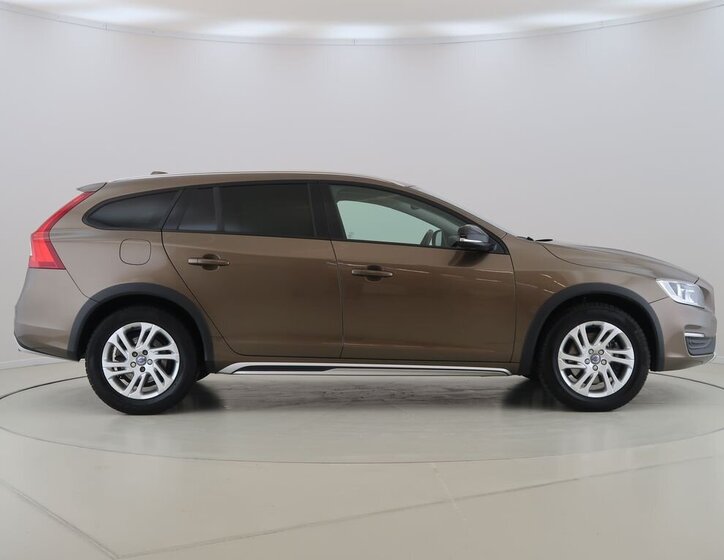 Volvo V60 Kombi 2,0 l 110 kw