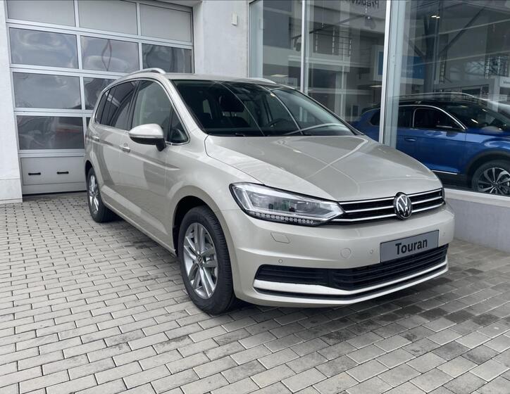 Volkswagen Touran 3