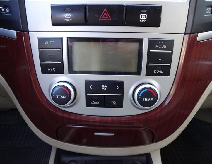 Hyundai Santa Fe SUV / Terénní 2,2 l 114 kw