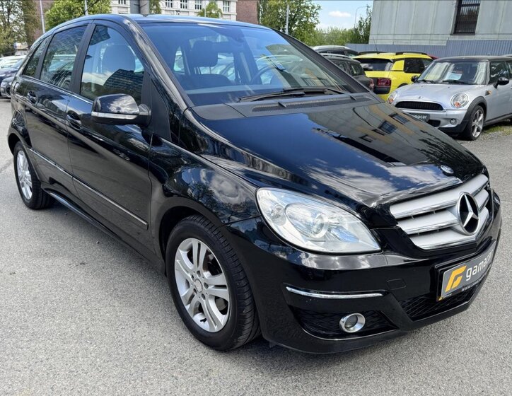 Mercedes-Benz Třídy B Hatchback 2,0 l 103 kw