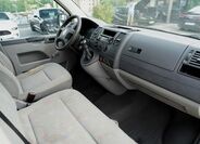 Volkswagen Caravelle 22