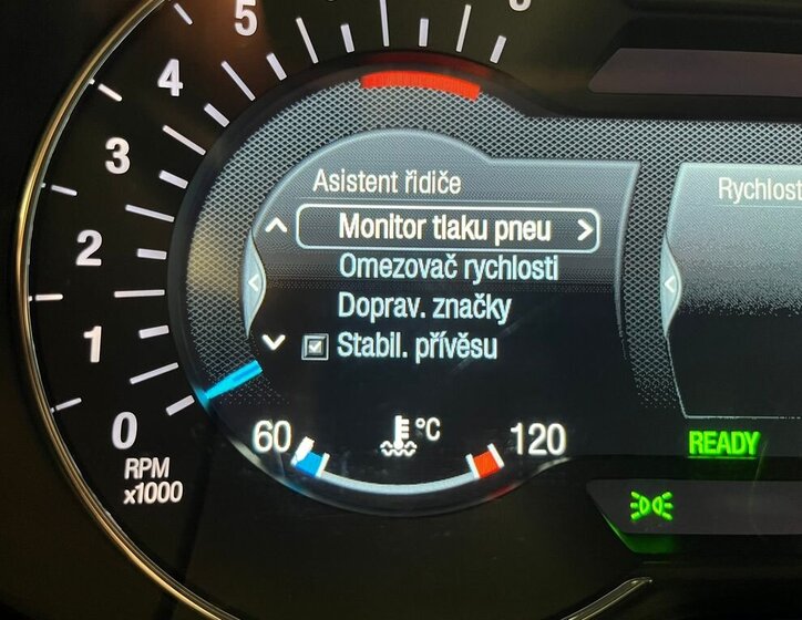 Ford S-MAX MPV 2,5 l 140 kw