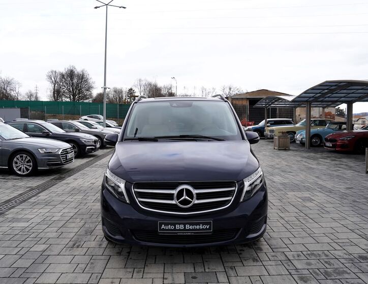 Mercedes-Benz Třídy V 1