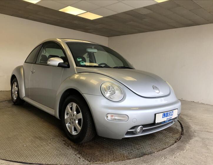 Volkswagen New Beetle 1