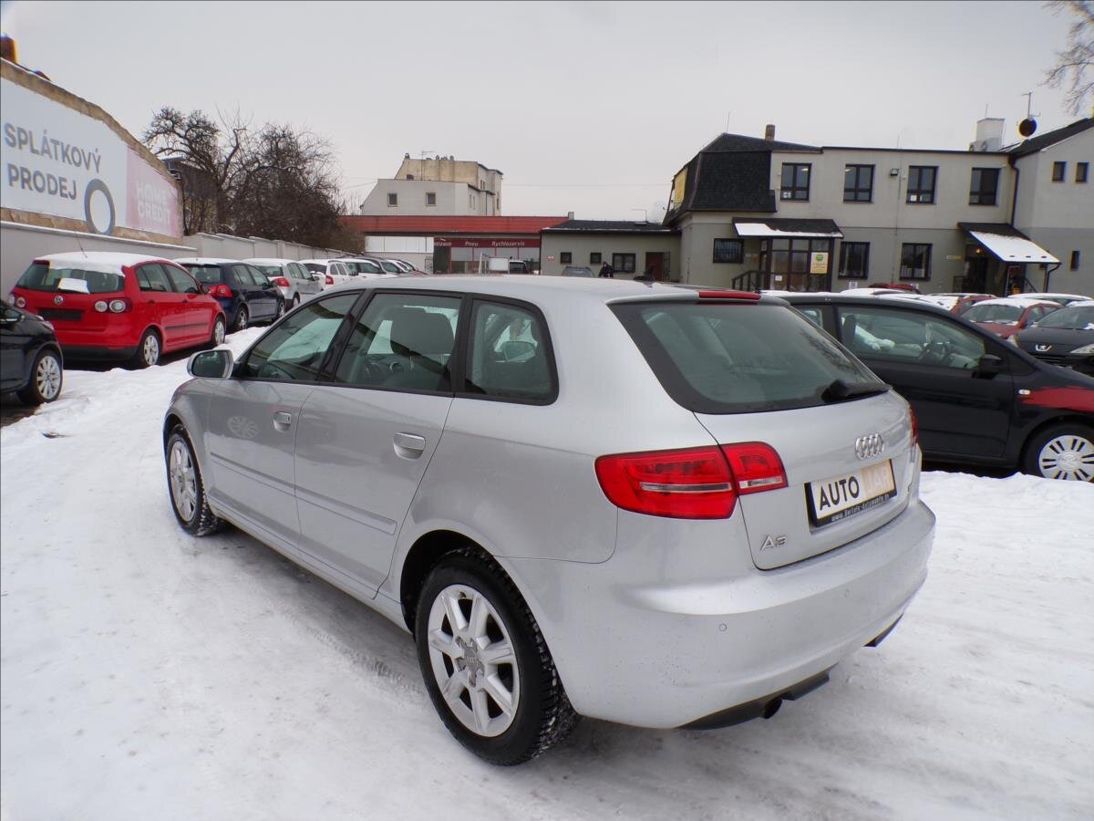 Audi A3 Hatchback 1,6 l 77 kw