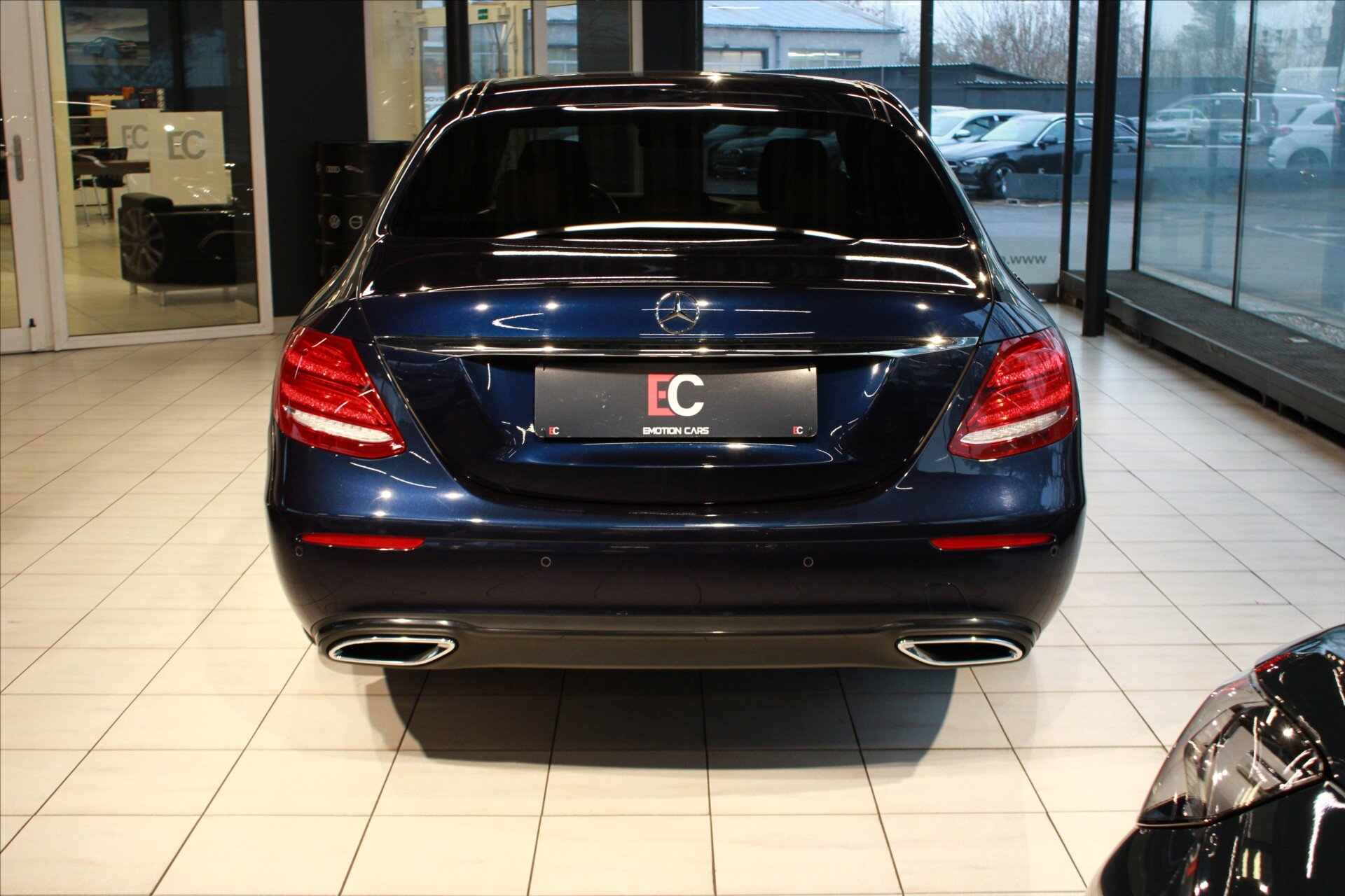 Mercedes-Benz Třídy E Sedan 1,6 l 118 kw