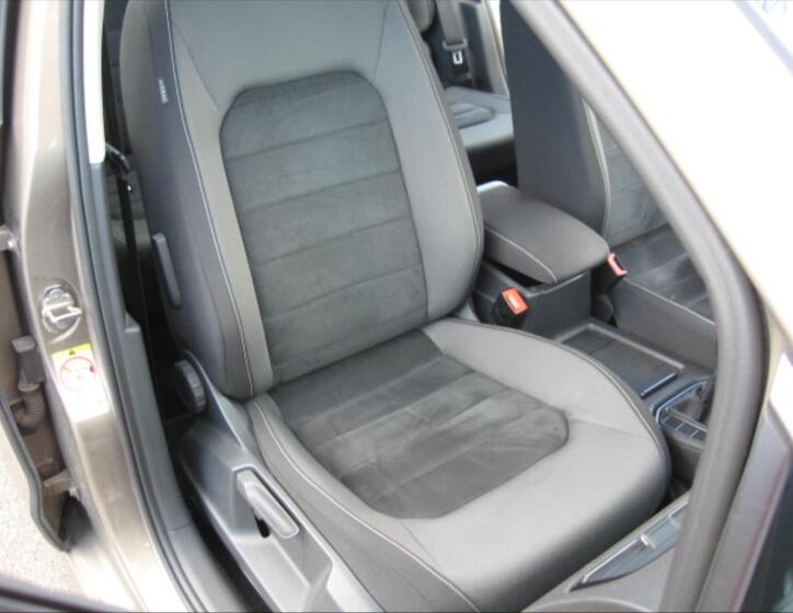 Volkswagen Golf Sportsvan 12