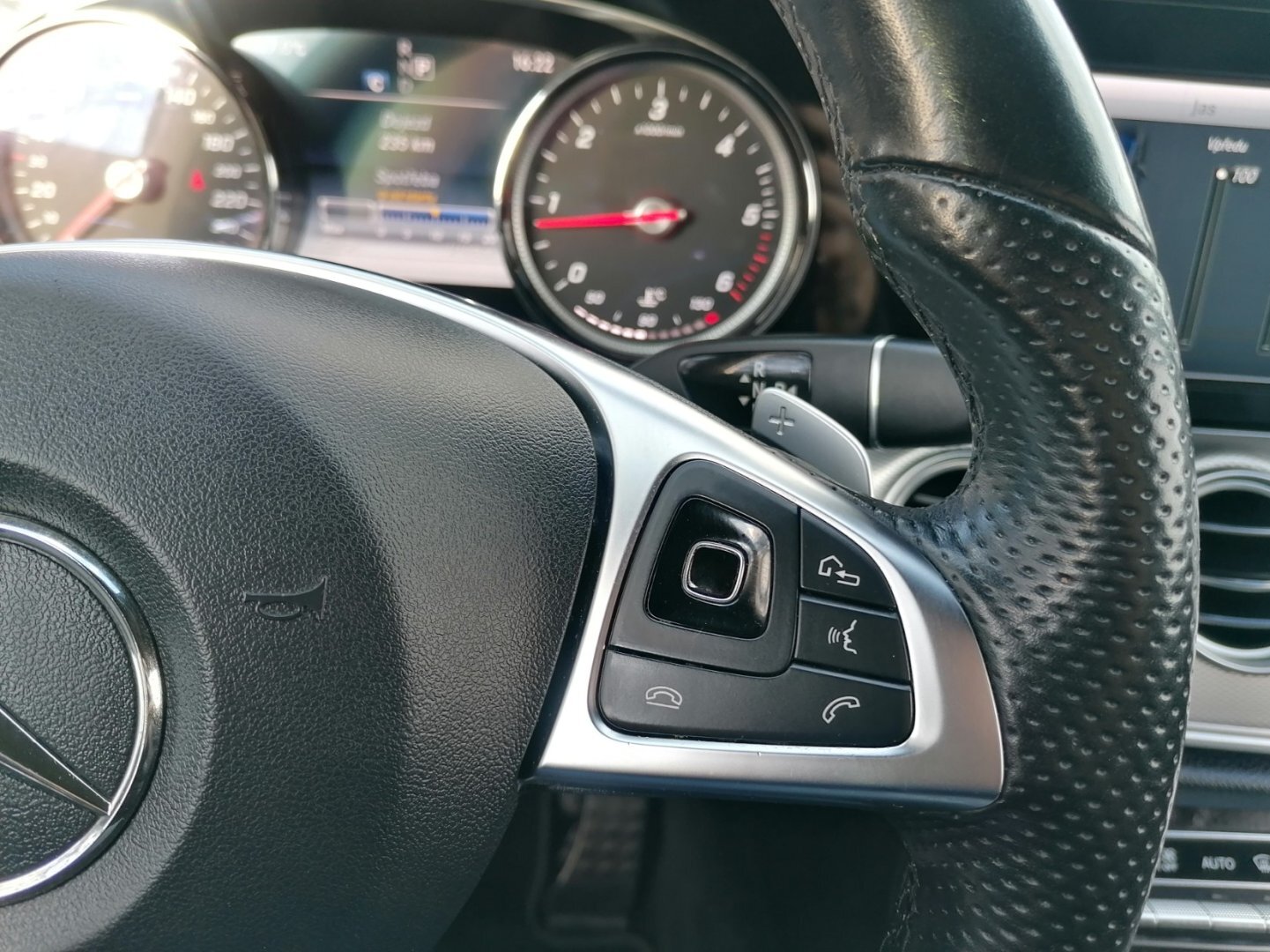 Mercedes-Benz Třídy E Kombi 2,0 l 110 kw