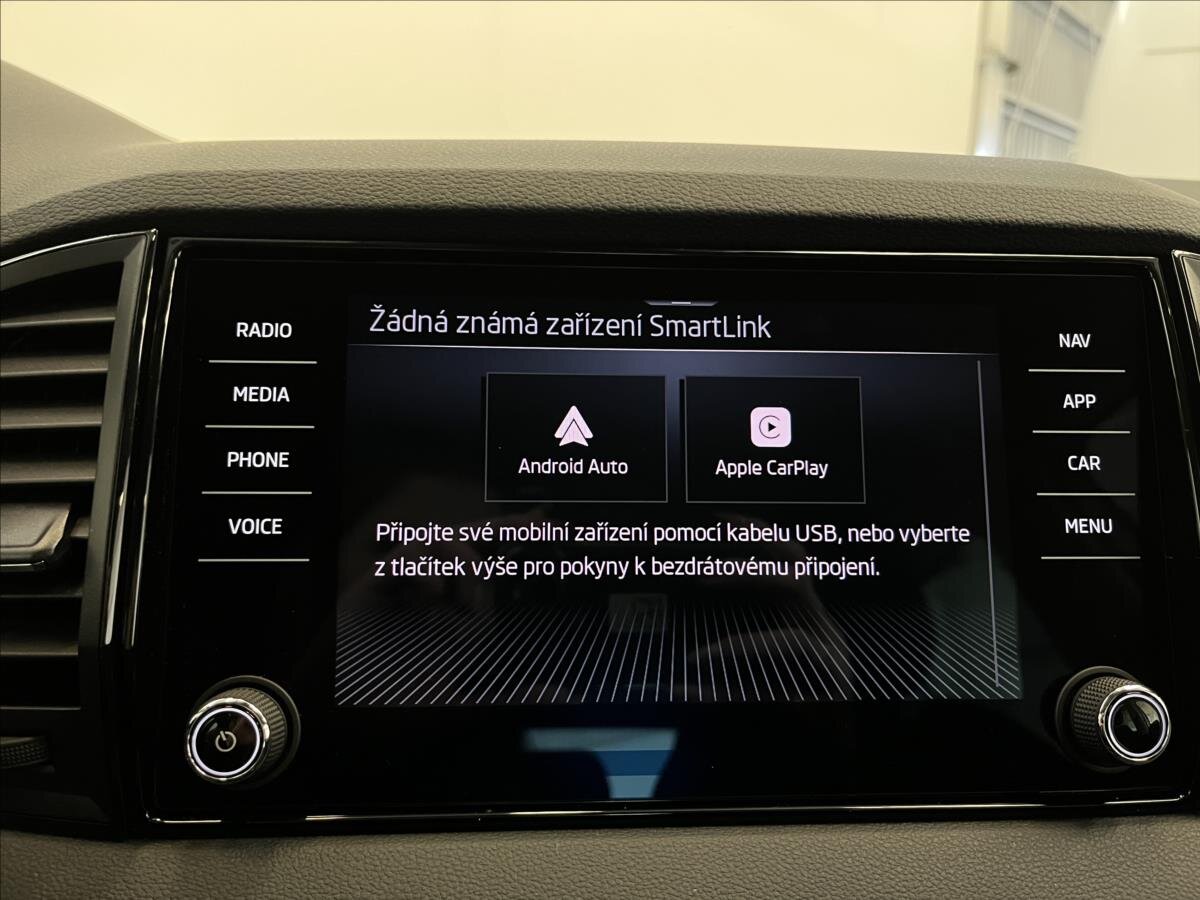 Škoda Karoq SUV 1,5 l 110 kw