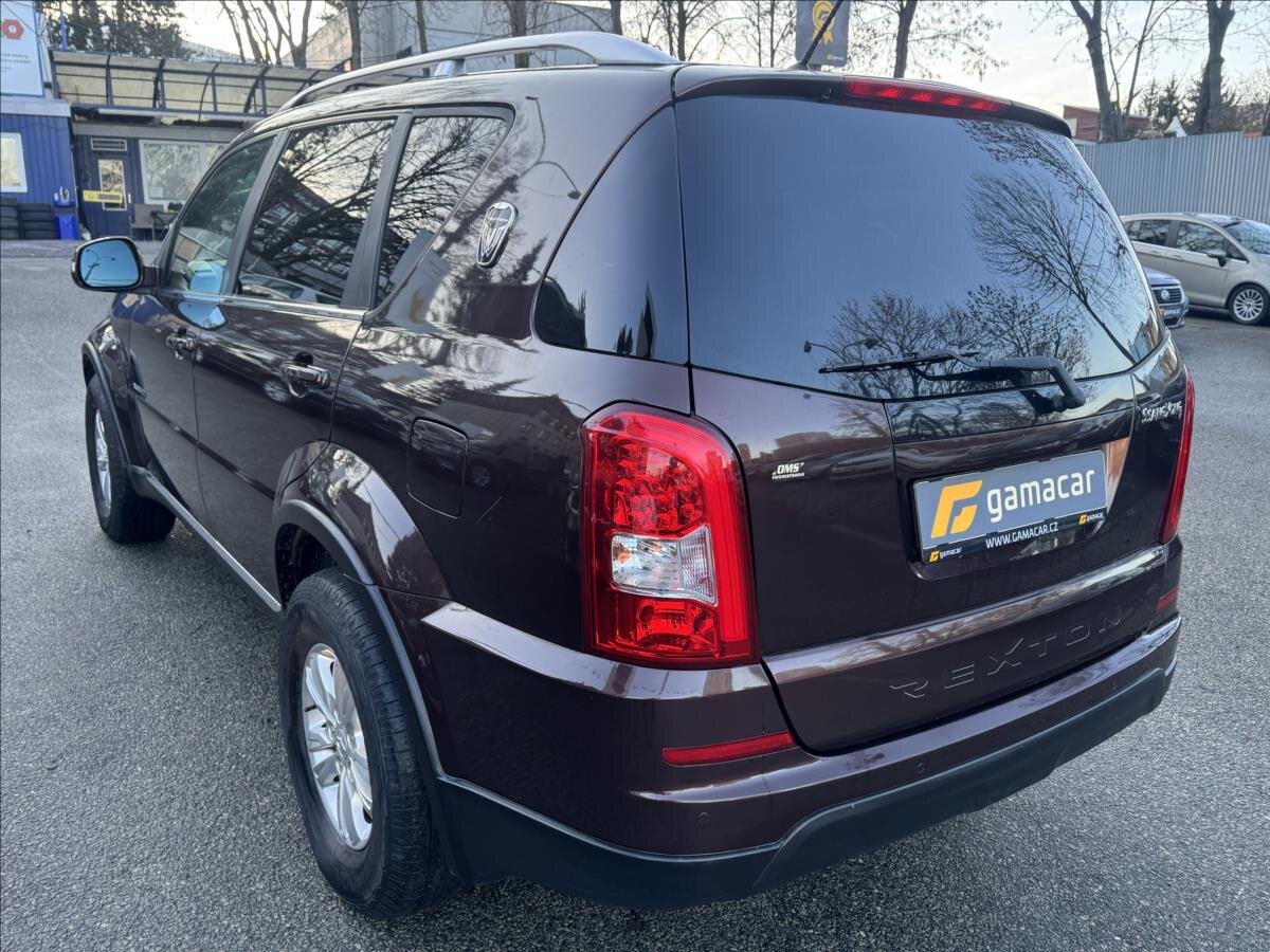 SsangYong Rexton SUV 2,0 l 114 kw