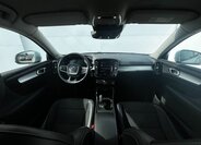 Volvo XC40 SUV / Terénní 1,5 l 120 kw