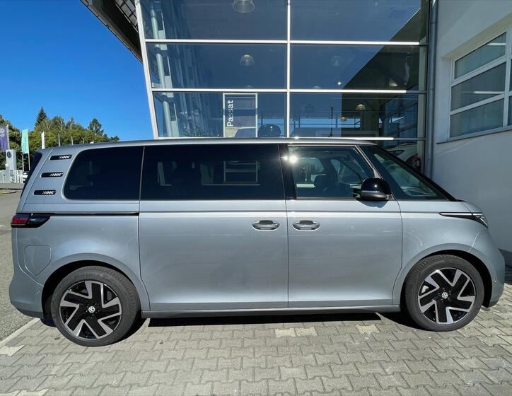 Volkswagen ID.Buzz 4