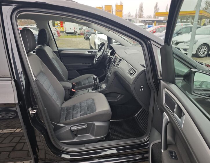 Volkswagen Golf Sportsvan 14