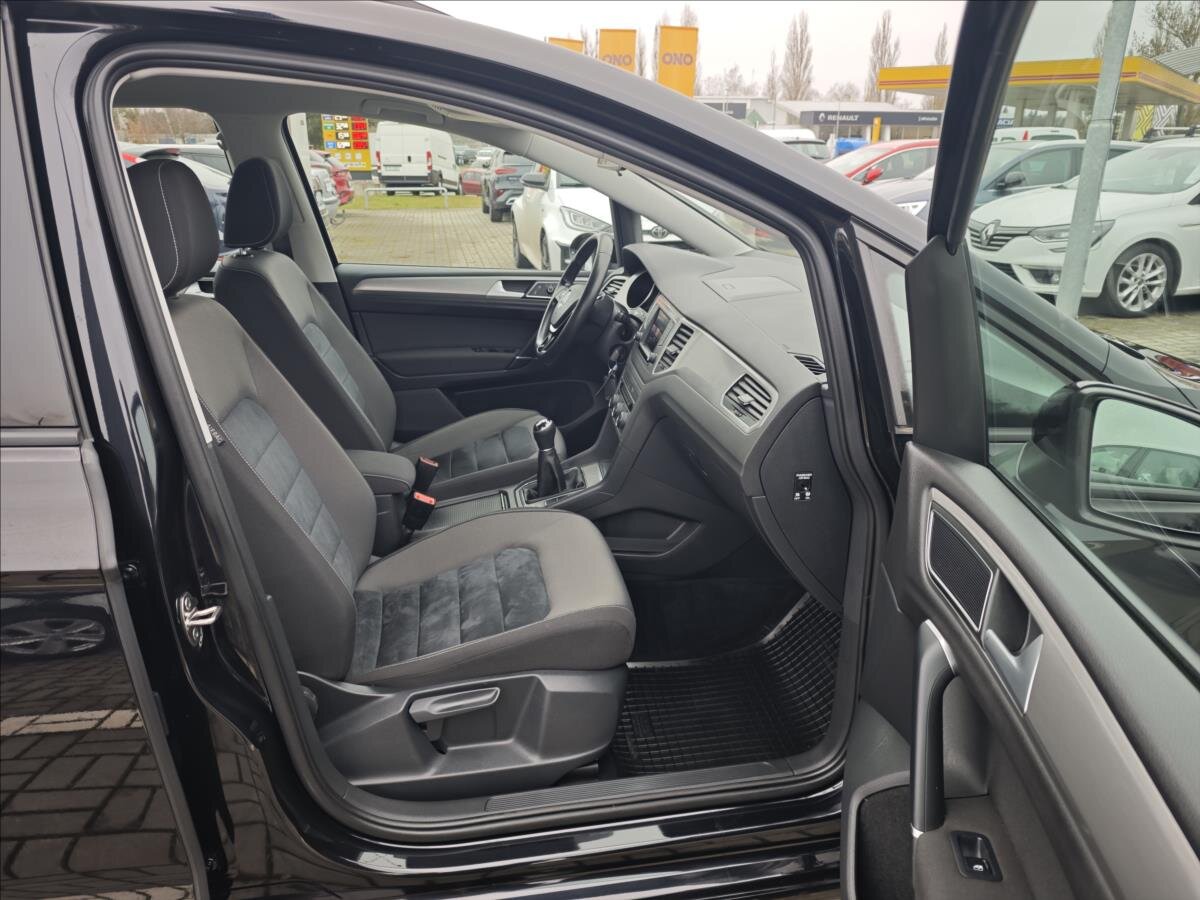 Volkswagen Golf Sportsvan