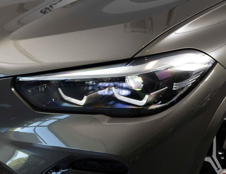 BMW X5 SUV / Terénní 3,0 l 210 kw