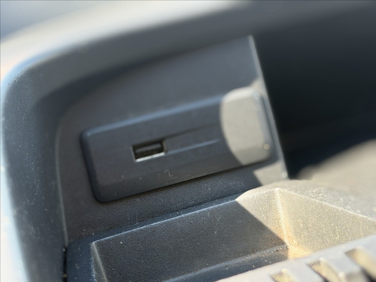 Opel Vivaro Ostatní 1,6 l 85 kw