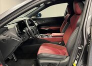 Lexus RX 500h SUV / Terénní 2,4 l 273 kw