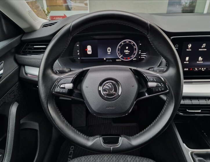 Škoda Octavia Liftback 2,0 l 85 kw