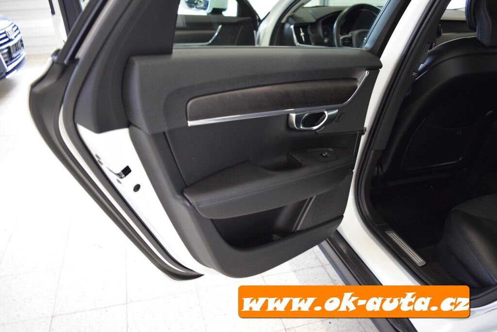 Volvo V90 Kombi 2,0 l 140 kw