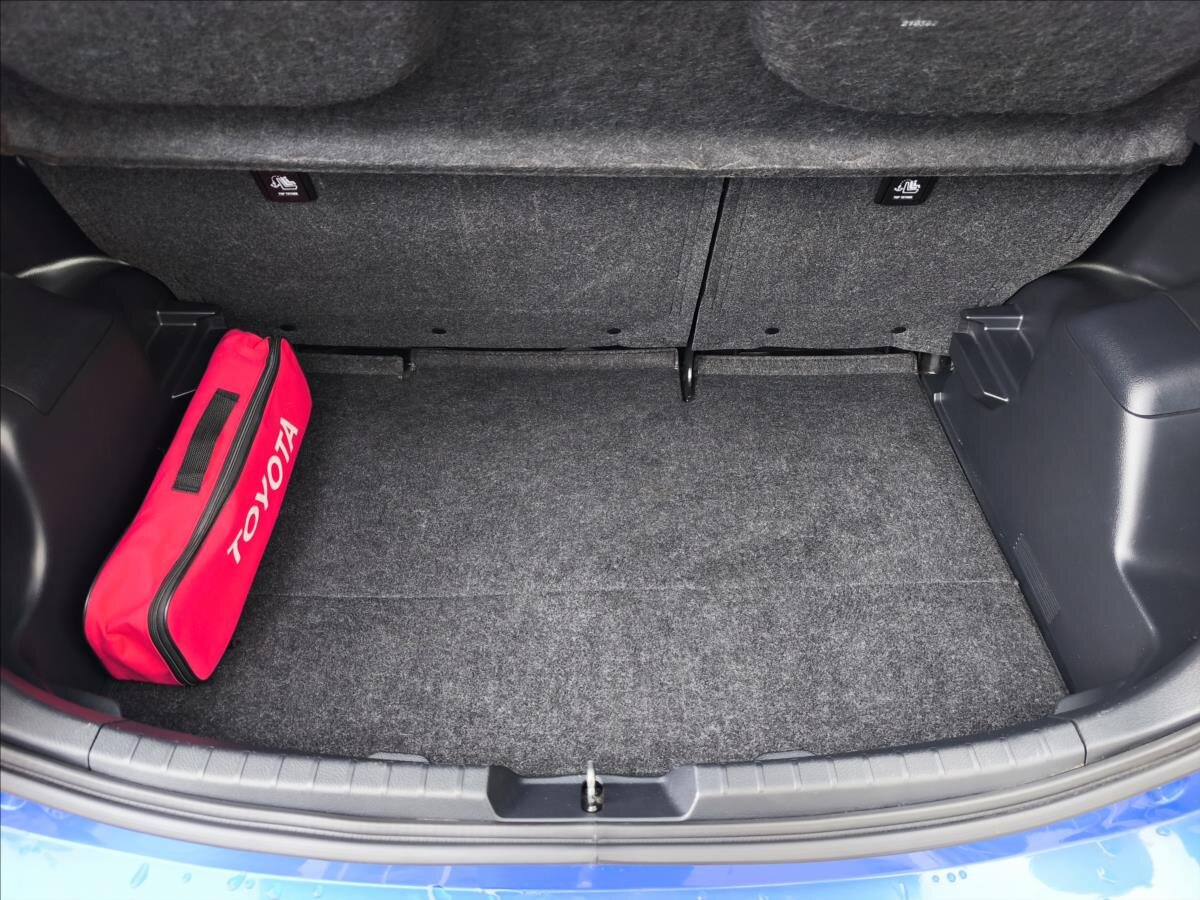 Toyota Yaris Hatchback 1,5 l 82 kw