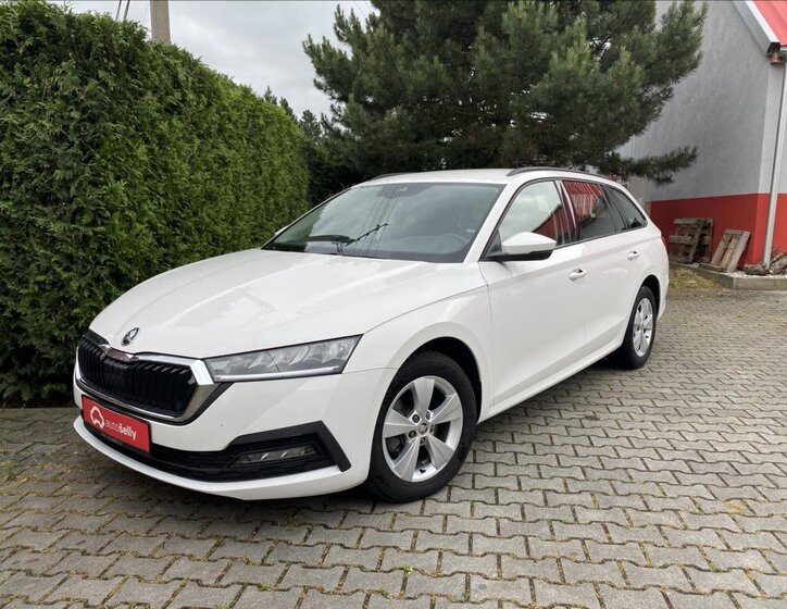 Škoda Octavia 1