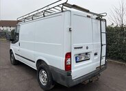 Ford Transit Skříň 2,2 l 74 kw