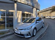 Toyota Corolla Sedan / Limuzína 1,6 l 97 kw