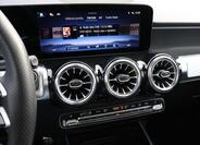 Mercedes-Benz GLB 33