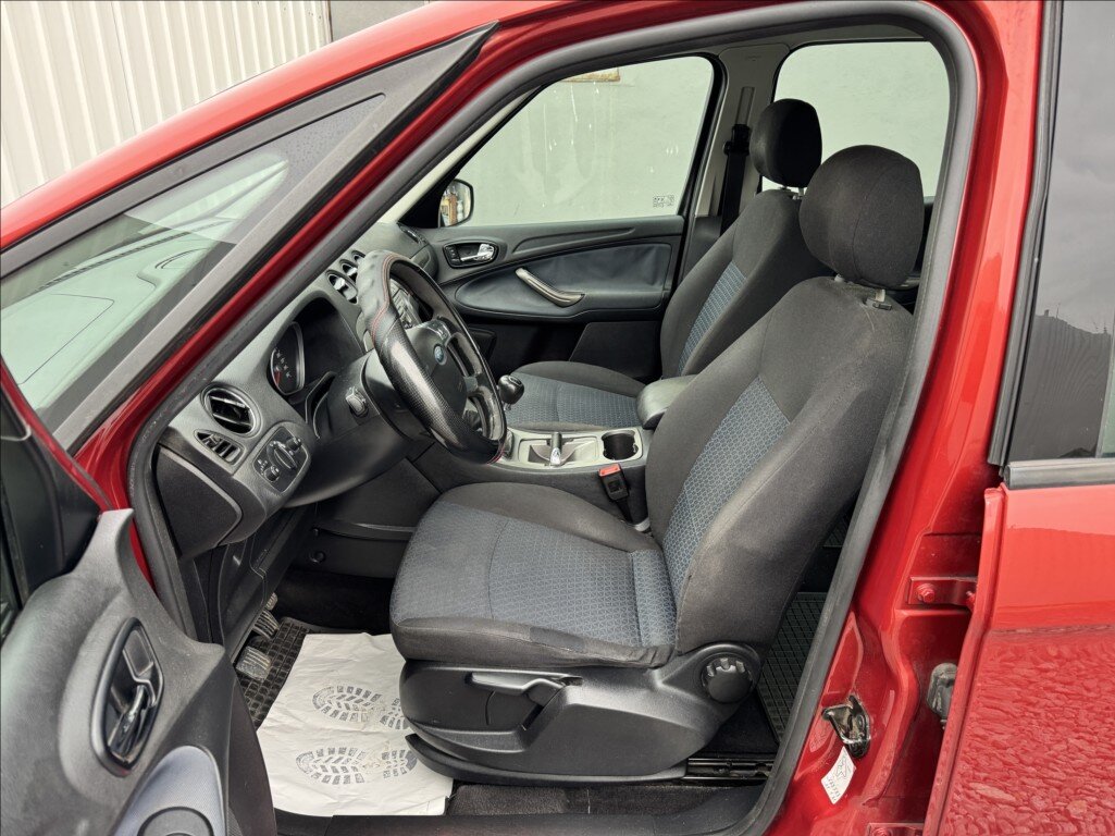 Ford S-MAX MPV 2,0 l 96 kw