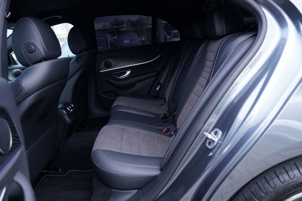 Mercedes-Benz Třídy E Sedan 2,0 l 143 kw