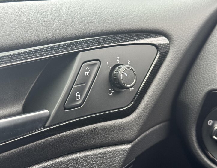 Volkswagen Golf Kombi 1,5 l 110 kw