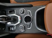 Alfa Romeo Giulia 17