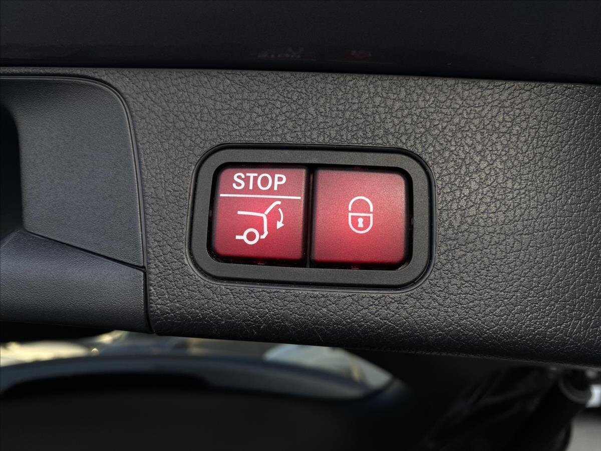 Mercedes-Benz GLB SUV / Terénní 2,0 l 110 kw