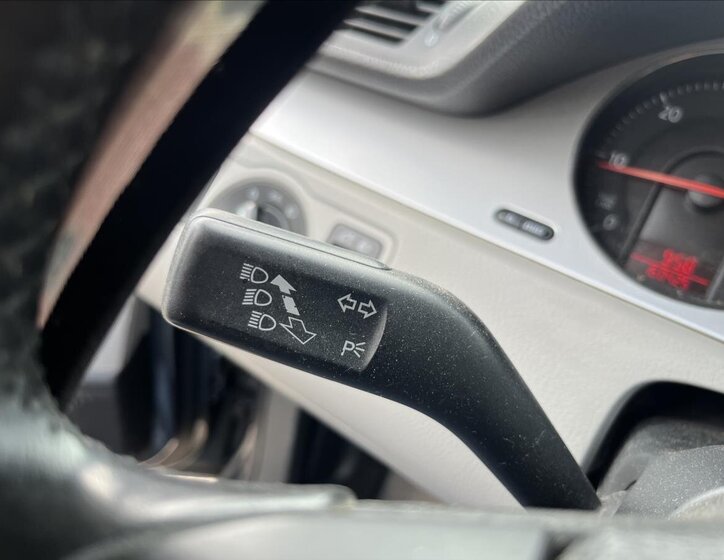 Volkswagen Passat Kombi 1,9 l 77 kw