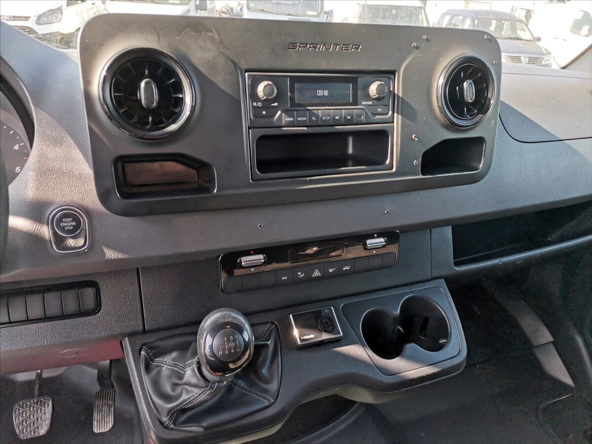 Mercedes-Benz Sprinter Valník 3,0 l 140 kw