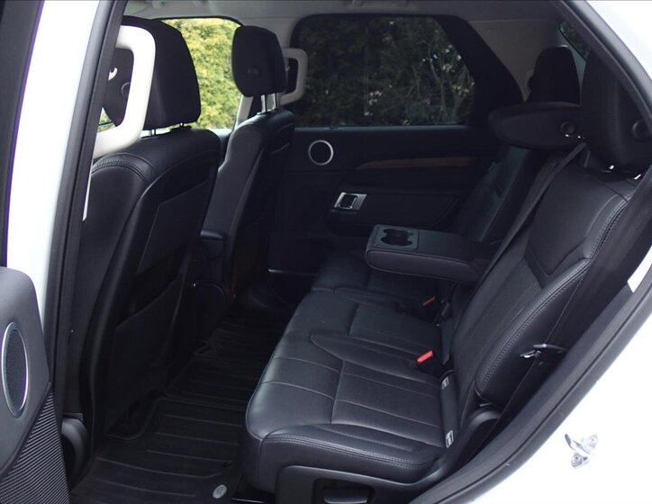 Land Rover Discovery SUV / Terénní 2,0 l 132 kw