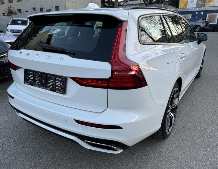 Volvo V60 Kombi 2,0 l 110 kw