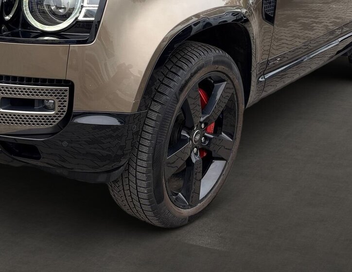 Land Rover Defender SUV / Terénní 3,0 l 294 kw