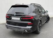 BMW X7 2