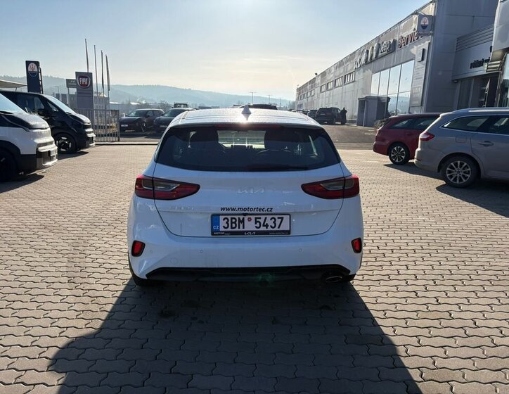 KIA Ceed Hatchback 1,5 l 103 kw