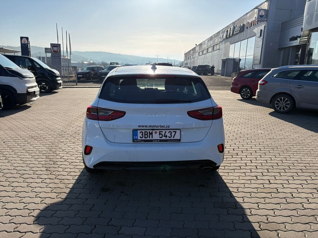 KIA Ceed Hatchback 1,5 l 103 kw