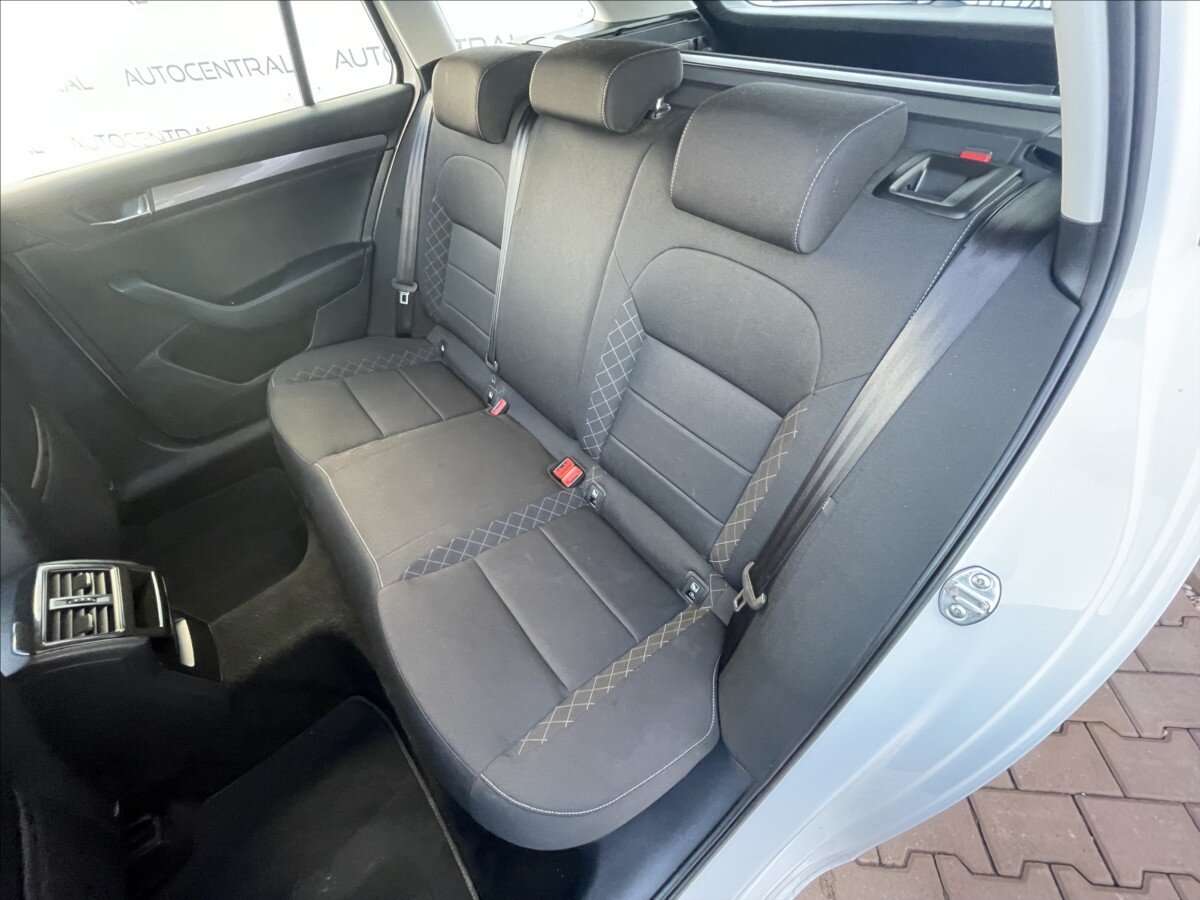 Škoda Superb Kombi 1,4 l 92 kw