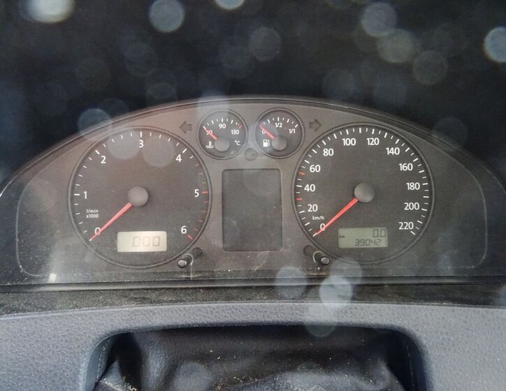 Volkswagen Transporter Skříň 2,5 l 96 kw